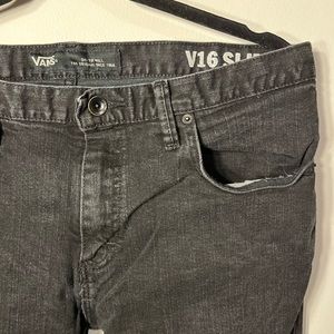 Vans V16 Slim 33x32